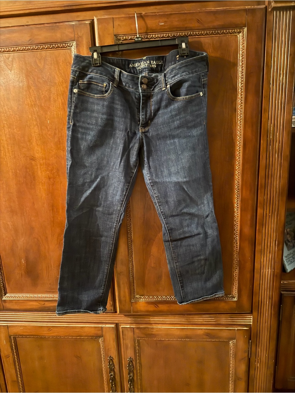 American Eagle Outfitters Dark Blue women’s Straight-Leg Jeans